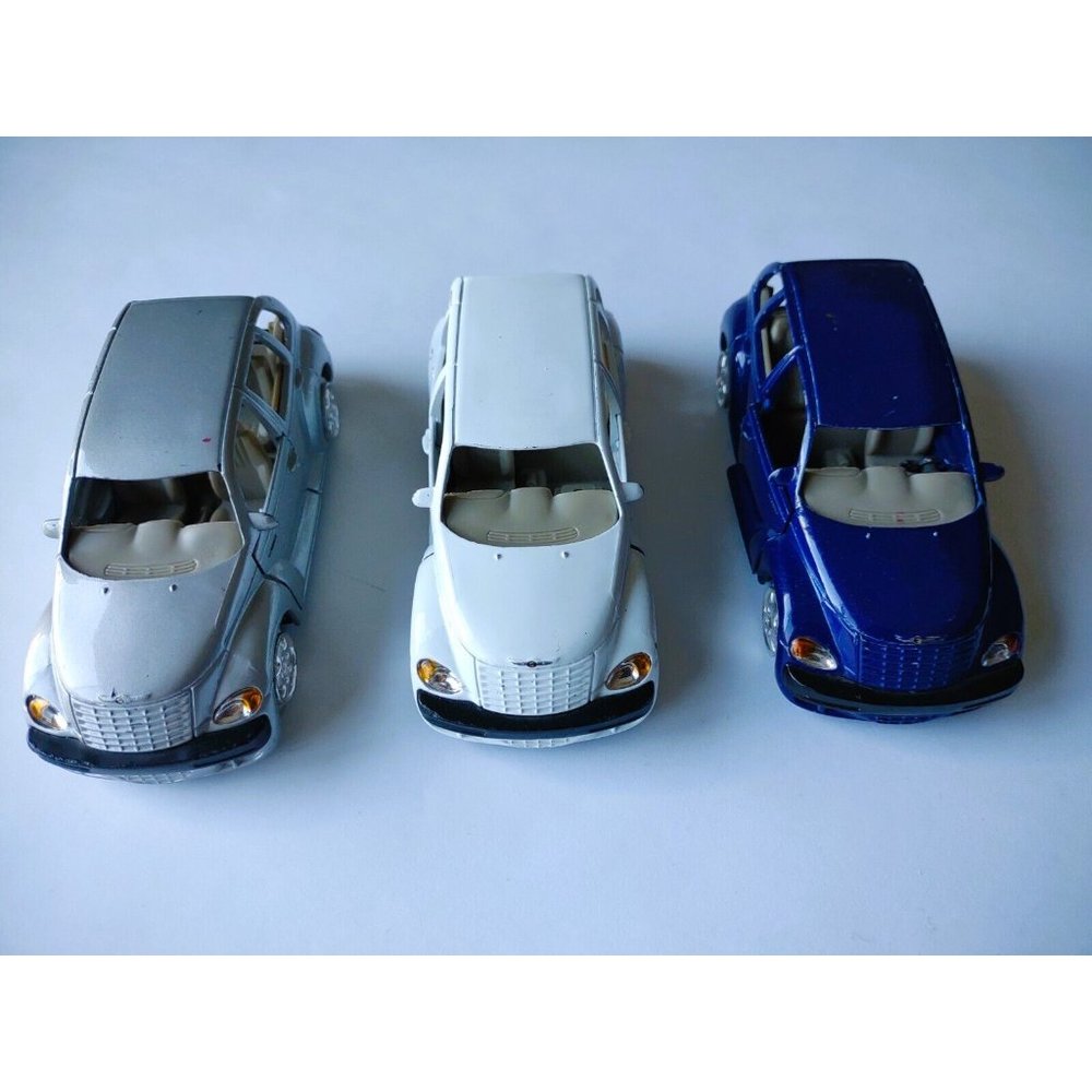 Chrysler PT Cruiser 2000 5" Diecast Scale 1/34 Models Bundle of 3 Cars